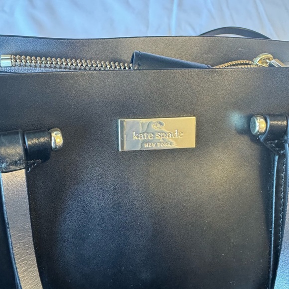 Kate Spade Black Leather Shoulder Bag Gold Hardware - Picture 7 of 7